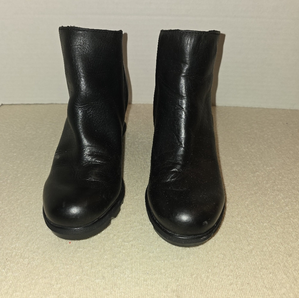 Sorel Joan of Arctic II Black Wedge Leather Ankle Boots size 7 - Picture 3 of 9
